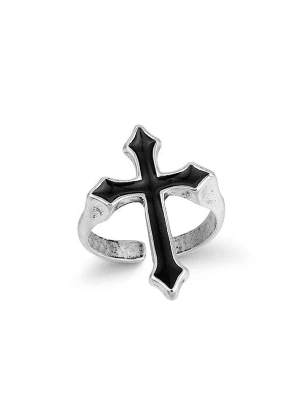 Bague En Argent Avec Croix Moderne Et Inlay Noir, Un Accessoire Tendance Et Symbolique.