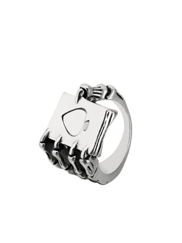 Bague Sculpturale En Argent Avec Design Abstrait, Parfaite Pour Un Style Unique Et Contemporain.