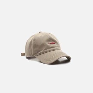 Casquette Beige Stylée Avec Graphique De Poisson Rouge, Parfaite Pour Toutes Les Occasions Décontractées.