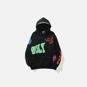 Hoodie noir graphique HOLY streetwear Y2K, style audacieux et confortable.