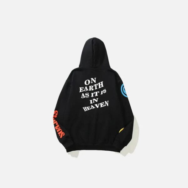 Hoodie Noir Avec Message Sur Terre Comme Au Ciel Et Motifs Colorés Modernes.