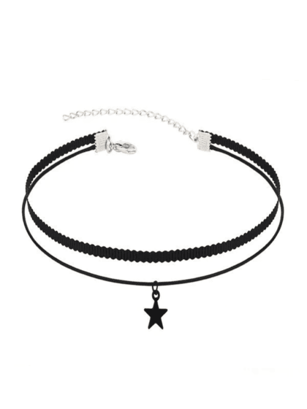 Choker Noir À Double Couche Avec Étoile, Alliant Style Minimaliste Et Élégance.