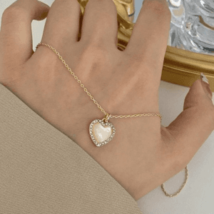 Bracelet En Or Avec Pendentif Cœur Et Strass, Élégant Et Sophistiqué. Styling Y2K.