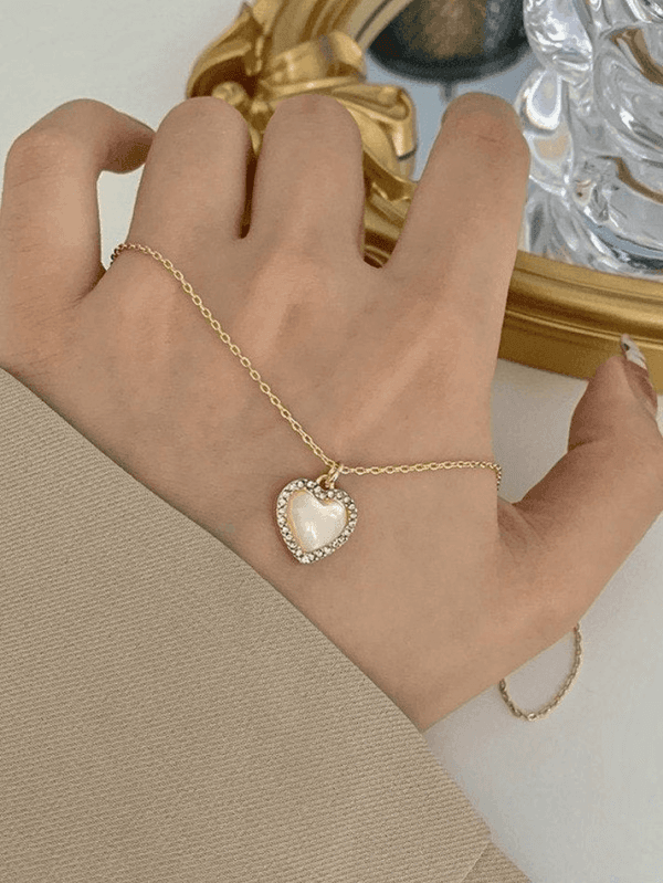 Bracelet En Or Avec Pendentif Cœur Et Strass, Élégant Et Sophistiqué. Styling Y2K.