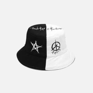 Chapeau Bob Noir Et Blanc Avec Étoile Et Symbole Anarchiste, Tendance Streetwear Contemporaine.