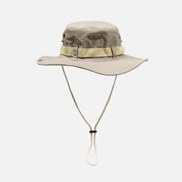 Chapeau De Plein Air Beige, Idéal Pour La Protection Solaire Lors Dactivités En Extérieur.