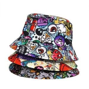 Chapeau Bob Vibrant Avec Motifs Amusants, Idéal Pour Afficher Votre Style Unique.