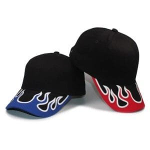 Casquettes Noires Avec Motifs De Flammes Colorées, Style Y2K Audacieux Et Moderne.