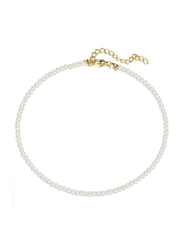Collier Délicat En Perles Blanches Avec Fermoir En Or, Élégant Et Polyvalent.