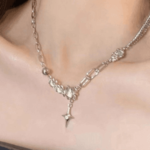 Collier En Argent Avec Pendentif Étoilé Et Gemmes, Parfait Pour Toutes Les Occasions.