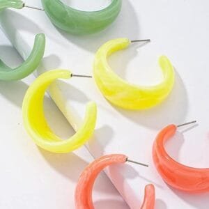 Boucles Doreilles Hoop Colorées En Acrylique, Tendance Et Légères Pour Toutes Occasions.