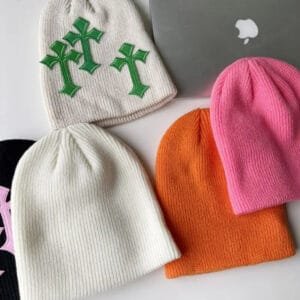 Bonnets Colorés Tendance Y2K Pour Un Look Chaleureux Et Stylé.