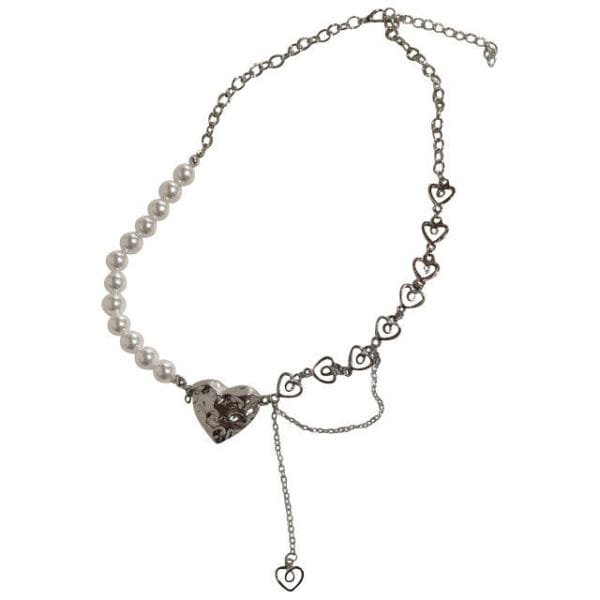 Collier Élégant En Perles Avec Pendentif Cœur, Idéal Pour Un Cadeau Romantique.