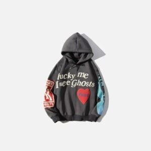 Hoodie trendy Lucky Me, style Y2K avec graphismes colorés et confort moderne.