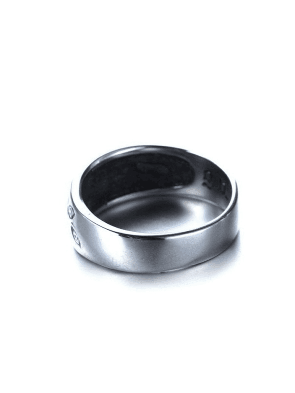 Bague En Argent Moderne, Design Minimaliste Et Élégant, Parfaite Pour Toutes Les Occasions.