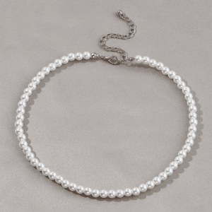 Collier De Perles Blanches Élégant, Parfait Pour Toutes Les Occasions.