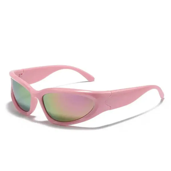 Lunettes De Soleil Roses Modernes Avec Verres Réfléchissants Pour Un Look Tendance Et Sportif.