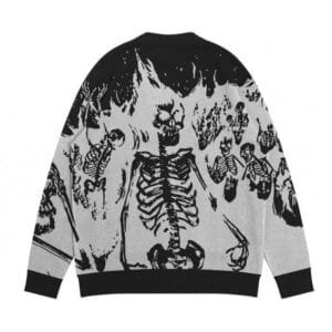 Pull Gothique Avec Squelettes Et Flammes, Art Alternatif Et Design Audacieux.