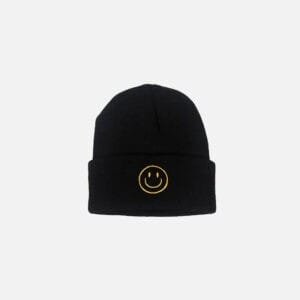 Beanie noir avec smiley : alliez confort et bonne humeur cet hiver.