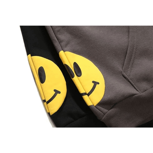 Sweatshirts Y2K Avec Logo Smiley : Confort Et Style Tendance Pour Toutes Occasions.