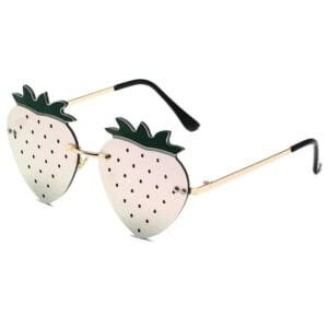 Lunettes En Fraise Colorées : Style Ludique Et Original Pour Un Look Estival.