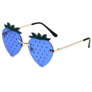 Lunettes De Soleil Fraise Originales, Style Ludique Et Tendance Pour Un Été Fun.