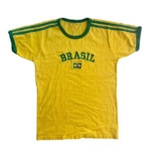 T-Shirt Vintage Brasil Pour Fans De Football, Style Rétro, Confort Et Fierté Nationale.