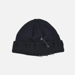 Beanie Noir Avec Épingle, Style Y2K Chic Et Tendance Pour Lhiver.